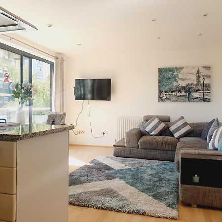 Luxury Canary Wharf Apartment With Free Parking Londen Buitenkant foto