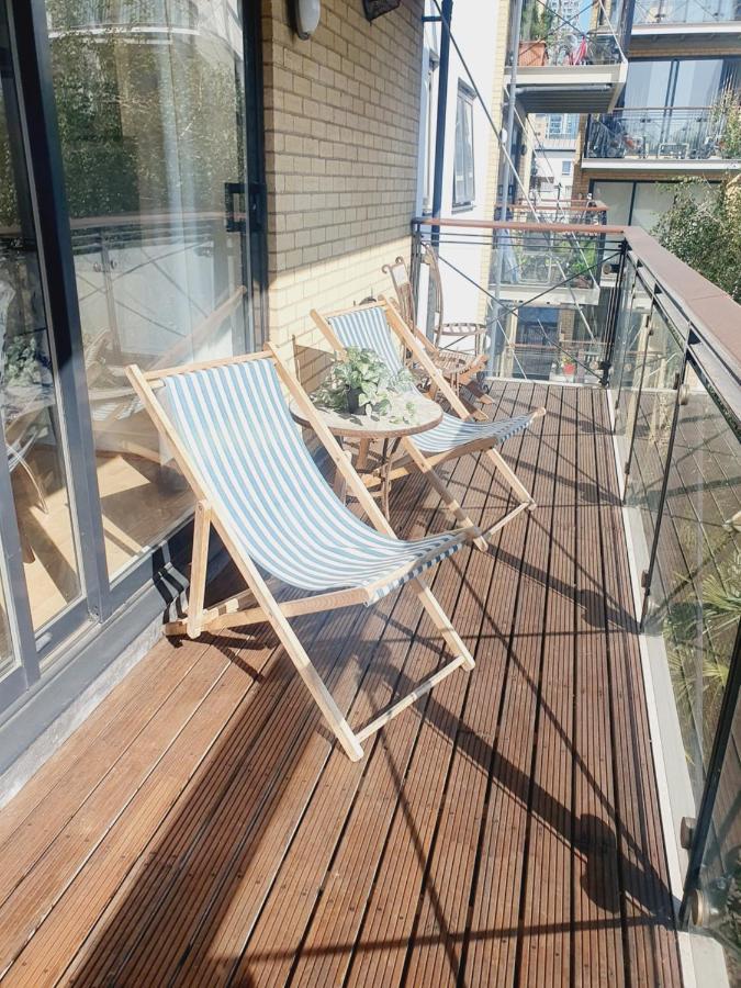 Luxury Canary Wharf Apartment With Free Parking Londen Buitenkant foto