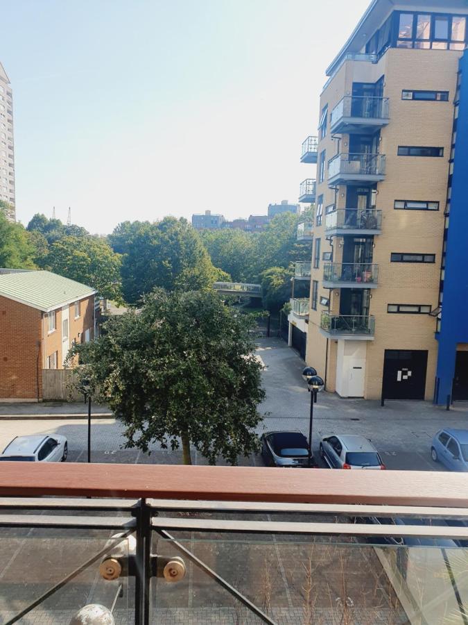 Luxury Canary Wharf Apartment With Free Parking Londen Buitenkant foto